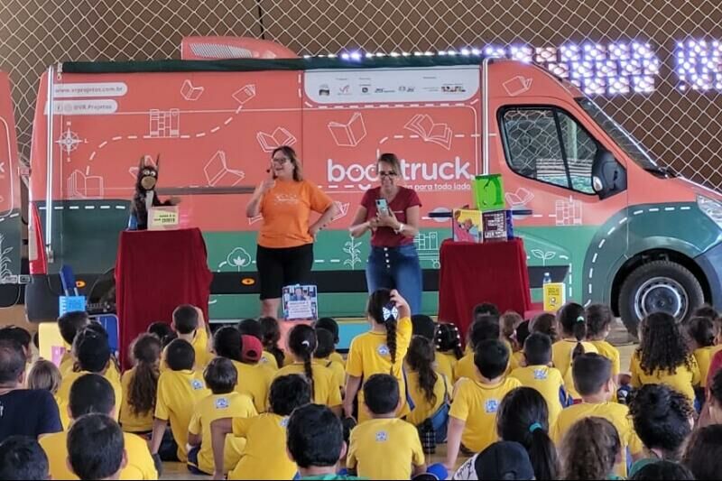 Imagem de compartilhamento para o artigo Projeto Inovador BookTruck transforma Chapadão do Sul em um centro cultural de excelência da MS Todo dia